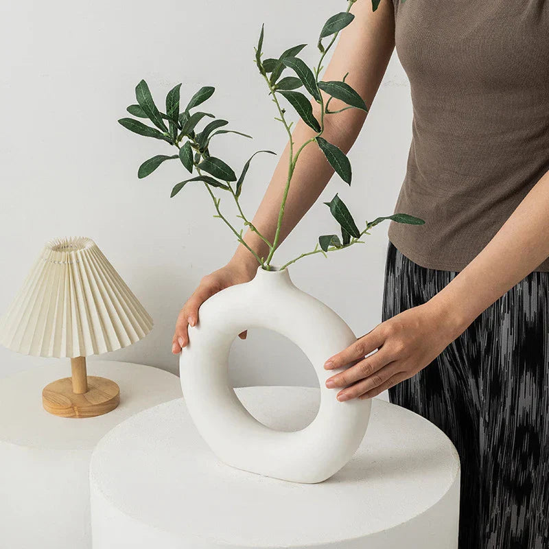 Nordic White Plastic Flower Vase for Home Decor